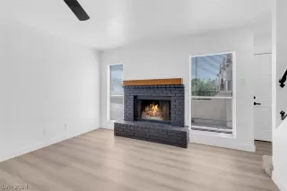 Photo #2: 2577450 Listing