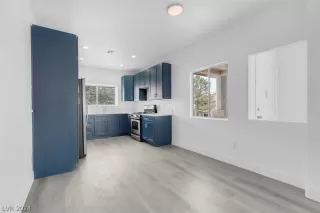 Photo #1: 2577479 Listing