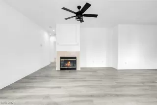 Photo #3: 2577479 Listing