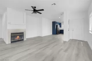 Photo #4: 2577479 Listing