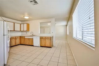 Photo #1: 2577488 Listing 