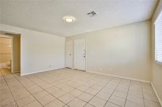 Photo #5: 2577488 Listing 