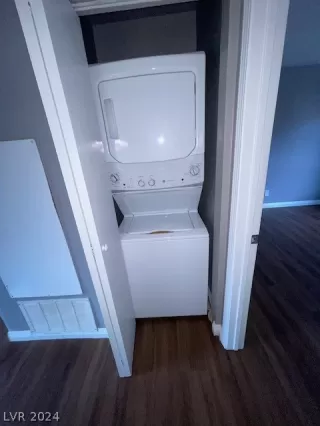 Photo #4: 2577502 Listing 