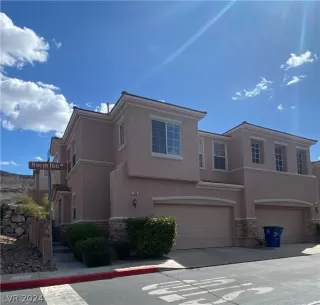 Photo #1: 2577503 Listing 