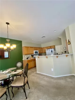 Photo #5: 2577503 Listing 