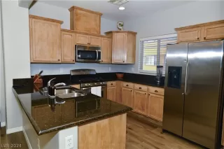 Photo #4: 2577522 Listing 