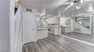 Photo #6: 2577526 Listing 