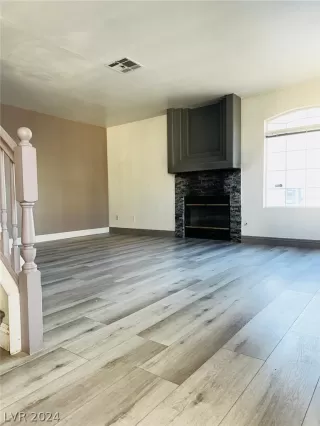 Photo #2: 2577565 Listing 