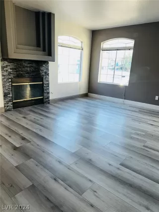 Photo #3: 2577565 Listing 