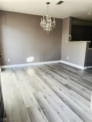 Photo #5: 2577565 Listing 