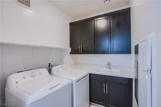 Photo #5: 2577577 Listing 