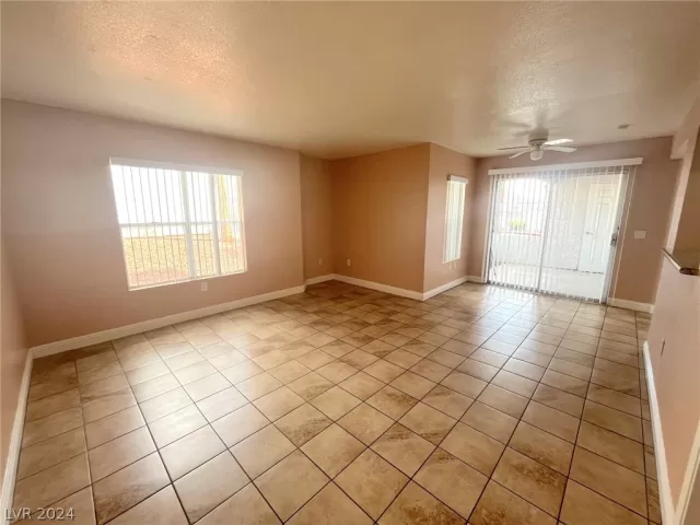 MLS: 2577588 Condo For Sale