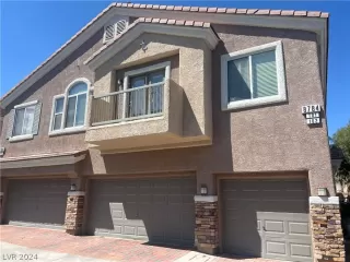 Photo #1: 2577597 Listing 