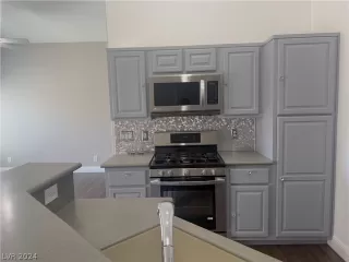 Photo #4: 2577597 Listing 