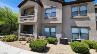 Photo #3: 2577602 Listing