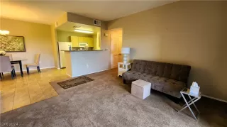 Photo #6: 2577602 Listing