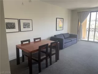 Photo #2: 2577677 Listing 