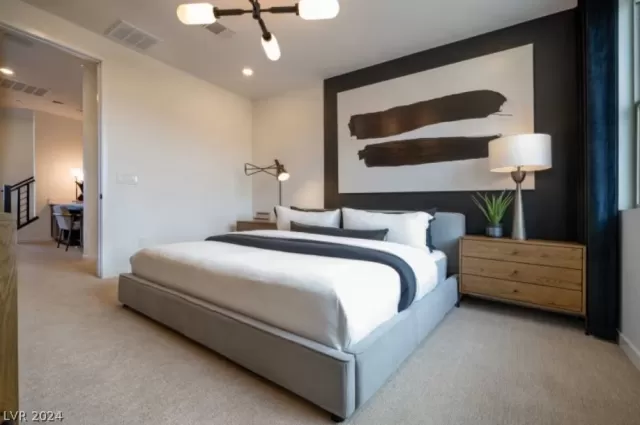 MLS: 2577712 Condo For Sale