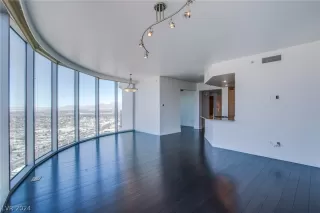 Photo #1: 2577717 Listing