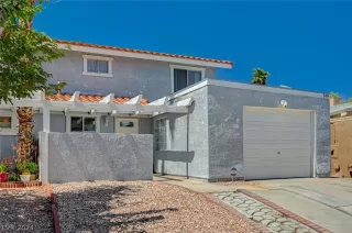 Photo #2: 2577732 Listing