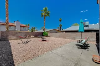 Photo #3: 2577732 Listing