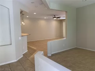 Photo #1: 2577735 Listing 