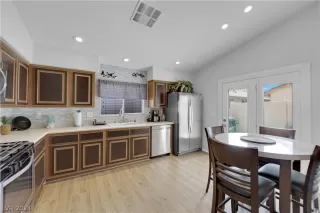 Photo #5: 2577747 Listing 