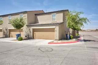 Photo #1: 2577808 Listing 