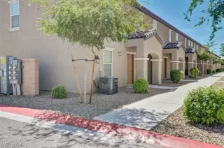 Photo #3: 2577808 Listing 