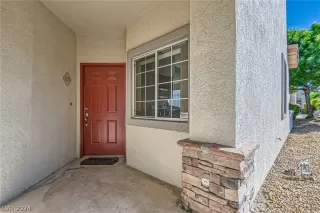 Photo #2: 2577823 Listing