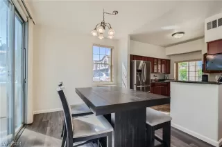 Photo #6: 2577823 Listing