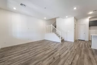 Photo #5: 2577829 Listing 