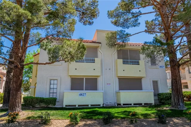 MLS: 2577838 Condo For Sale