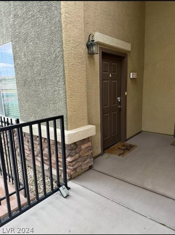 MLS: 2577855 Condo For Sale