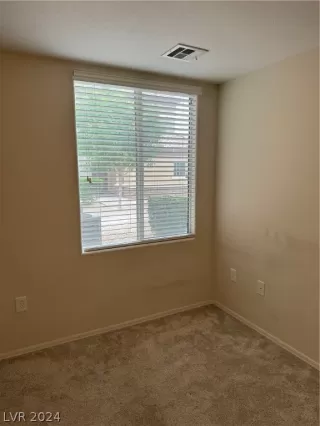 Photo #5: 2577855 Listing