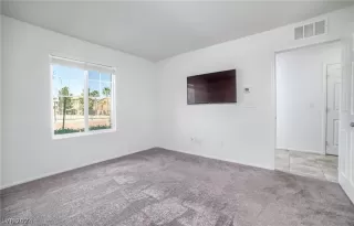 Photo #4: 2577861 Listing 