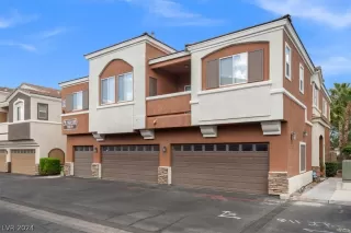 Photo #1: 2577882 Listing 