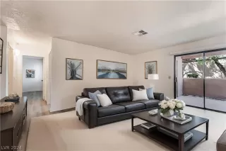 Photo #4: 2577889 Listing 