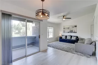 Photo #6: 2577891 Listing 