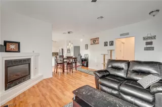 Photo #5: 2577899 Listing