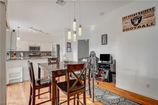 Photo #6: 2577899 Listing