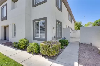 Photo #3: 2577904 Listing 