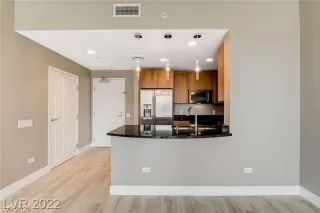 Photo #3: 2578006 Listing 