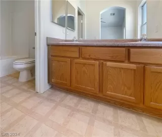 Photo #5: 2578010 Listing