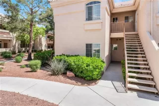 Photo #3: 2578032 Listing 