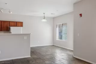 Photo #4: 2578117 Listing 