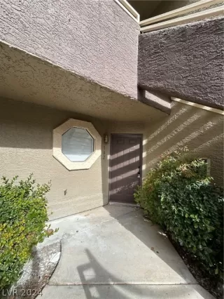 Photo #1: 2578126 Listing 