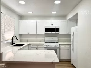 Photo #5: 2578126 Listing 