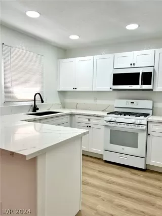 Photo #6: 2578126 Listing 