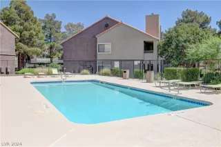 Photo #2: 2578147 Listing 